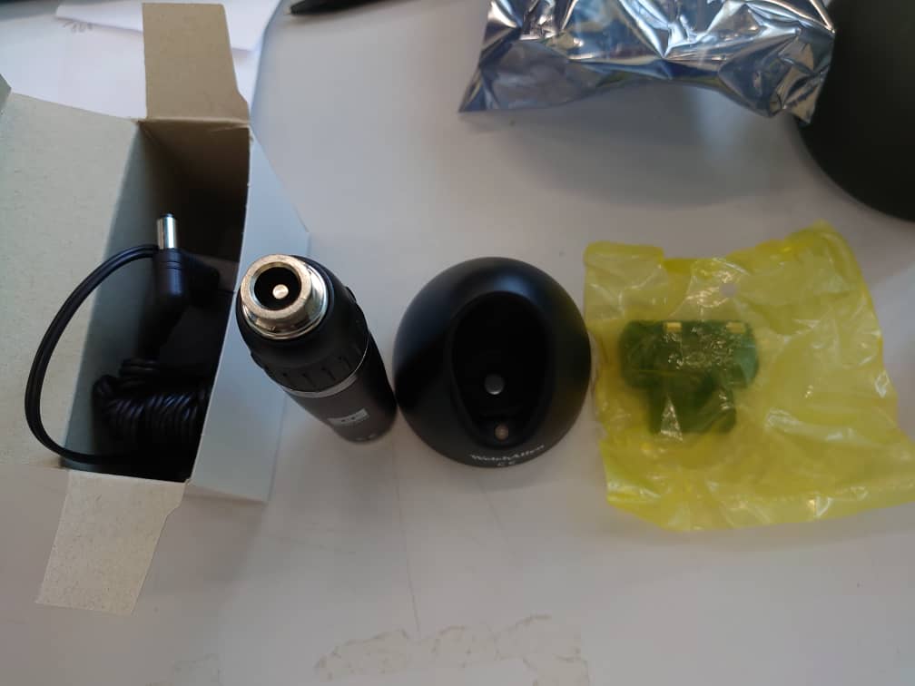 Welch Allyn 71904 3.5 V Lithium Ion Rechargeable Handle - Image 4